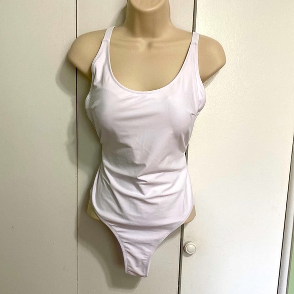 PRETTY GARDEN White One Piece Low Open Back Swimsuit Womens Medium - Picture 4 of 13